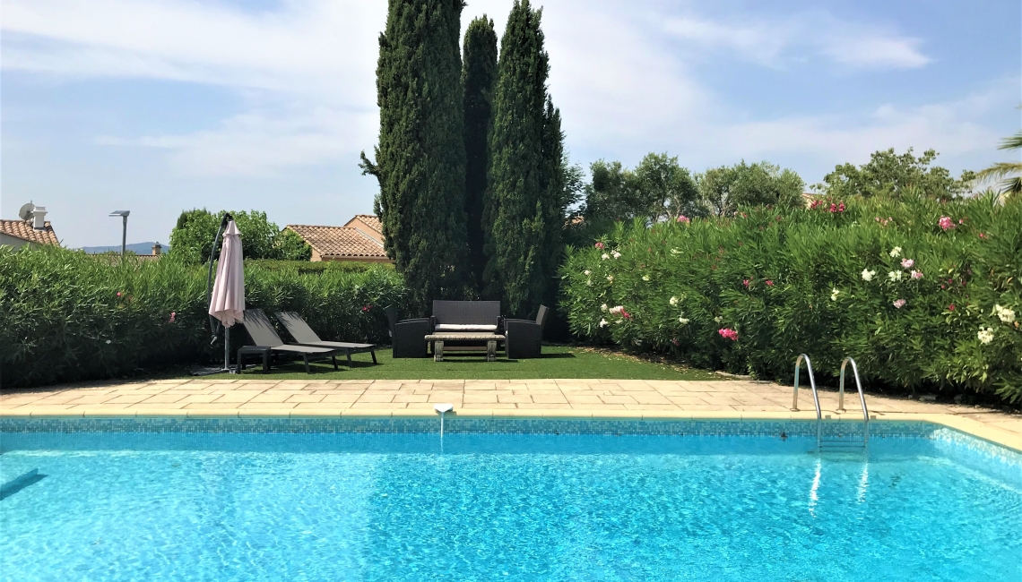 Piscine Villa Calopsitte Beauvallon Properties