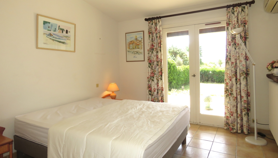 Chambre 1 Villa Rives Beauvallon Properties