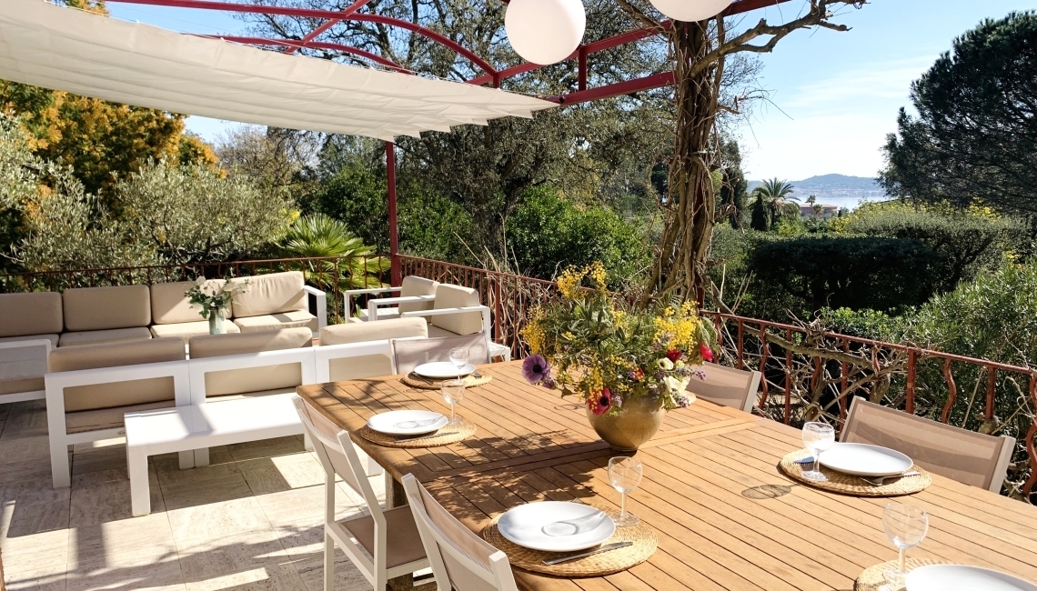 Terrasse Villa Serpolette Beauvallon Properties