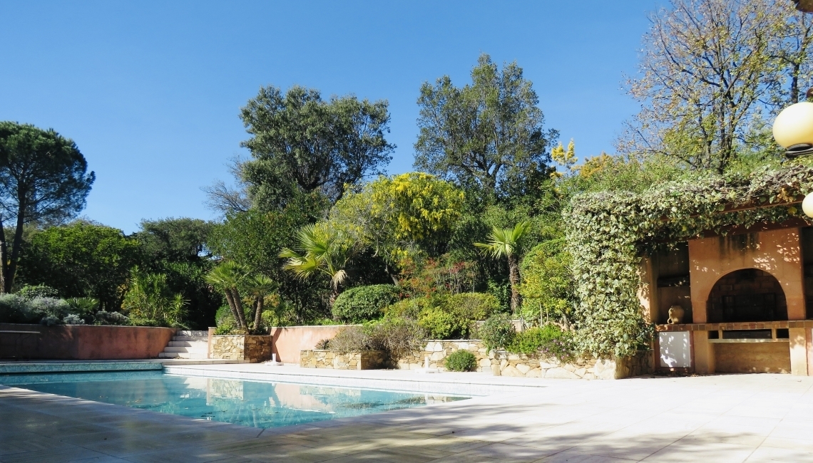 Piscine Villa Serpolette Beauvallon Properties