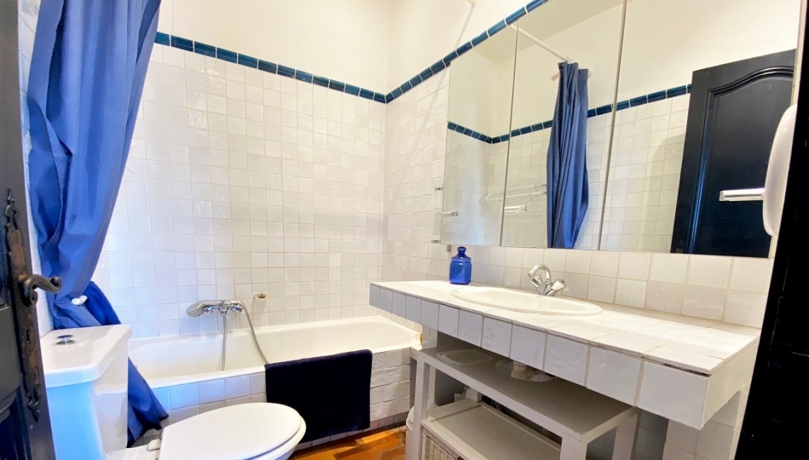 Salle de bains Maison Bleue Beauvallon Properties